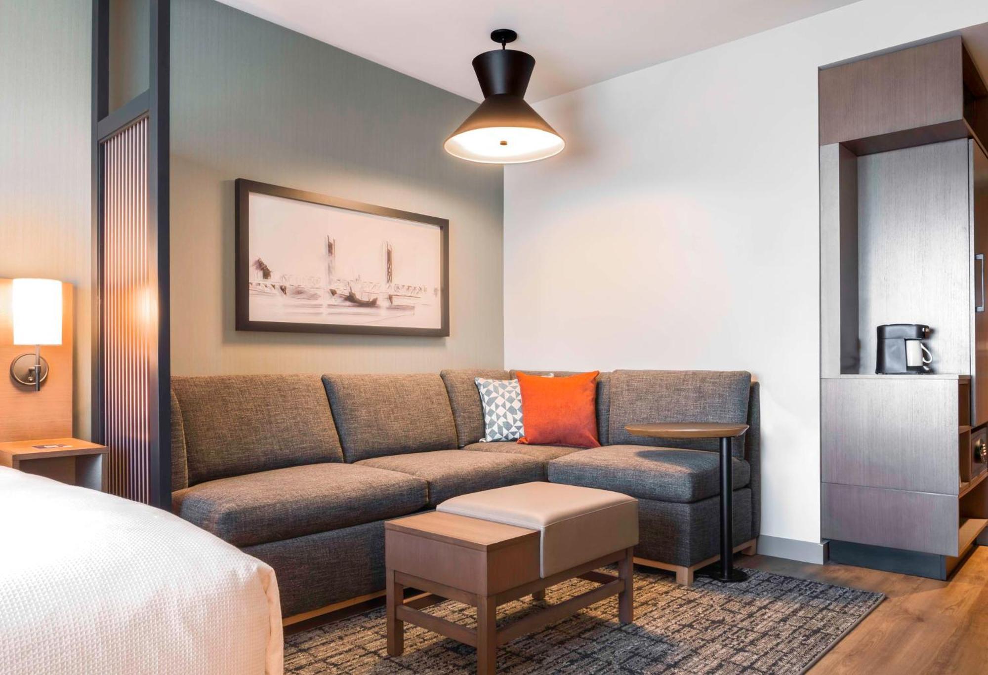 Hyatt Place Sacramento International Airport Buitenkant foto